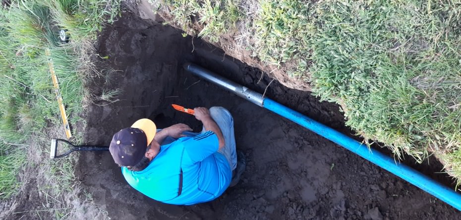 Sin romper pavimentos se instalan arranques domiciliarios, para agua potable